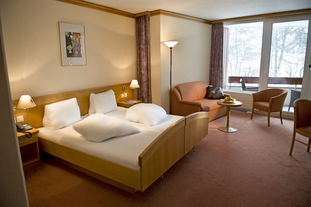 Hotel Quellenhof Лойкербад Экстерьер фото